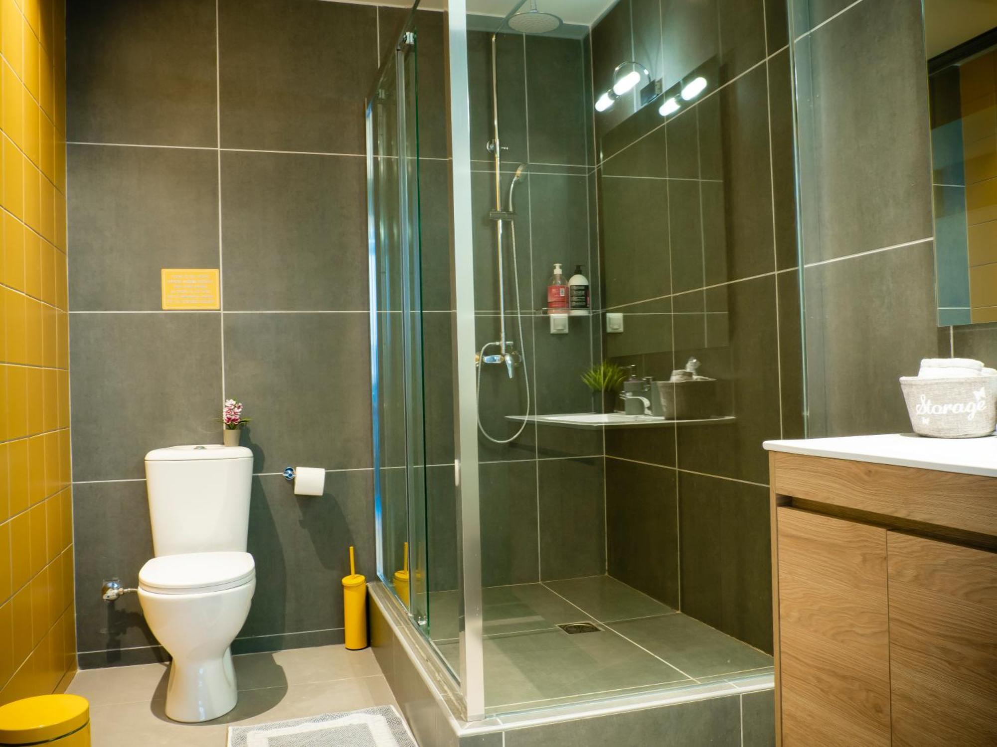 Apartment Modern Atg
